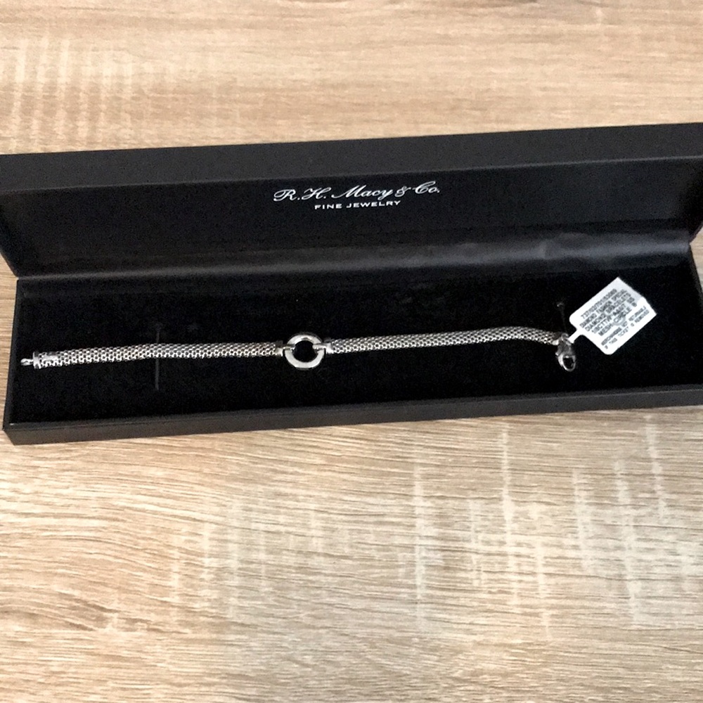 Diamond Bracelet Macy’s 1/8 carat